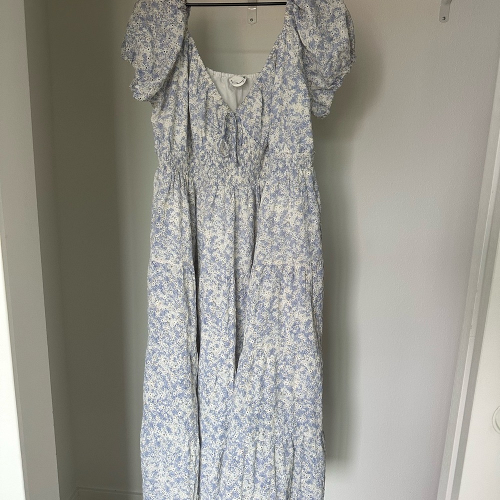 ARULA Blue and White Floral Maxi Dress